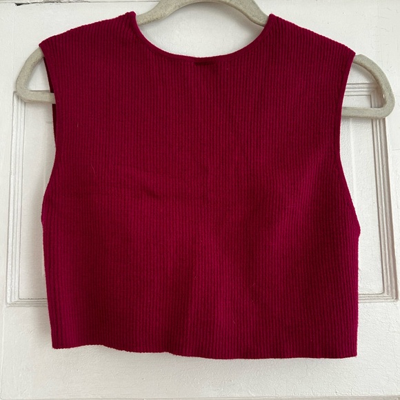 Pink cropped top - Picture 2 of 2